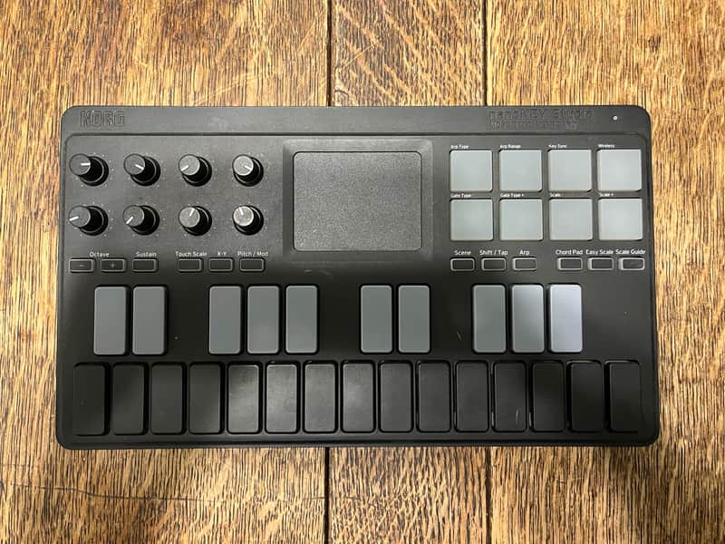 Korg nanoKEY Studio Mobile MIDI Controller Keyboard 2016 - Present - Black image 1