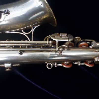 Martin Commitee III alto saxophone 1947 - Bare brass image 17