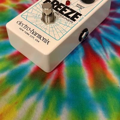 Electro-Harmonix Freeze Nano Sound Retainer Sustain Pedal 2010 - Present - Blue / Gray image 3