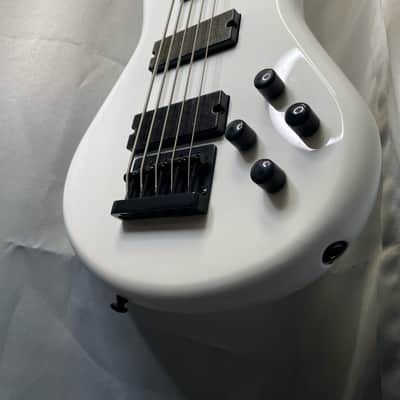 Spector Performer 5 String Bass - White image 3