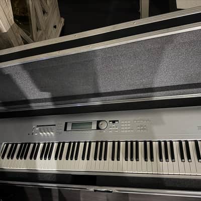 Korg Triton 2010 - USA image 3
