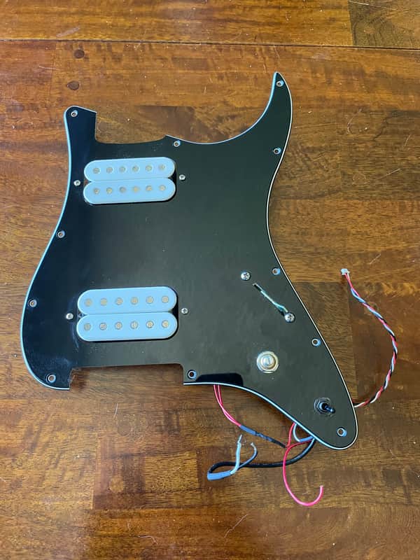 Warmoth Fishman Fluence-loaded pickguard - Black imagen 1