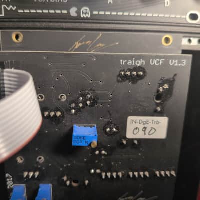 Instruo Traigh Low Pass Ladder VCF, 3-Channel Mixer, FM and 1v/o input - Black image 3
