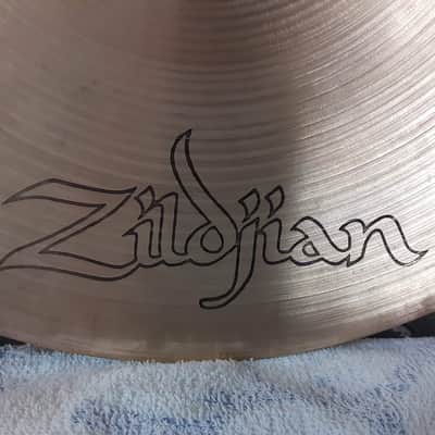 A. Zildjian 14" Canadian Hollow Logo New Beat Hi-Hat Cymbals (Pair) 1970s image 17
