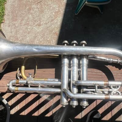 Conn “Conqueror” Cornet – C.G. Conn Elkhart IN – Silver Plate – Serial #109438 – ca. 1908 – Complete with Original Case & Mouthpiece image 8