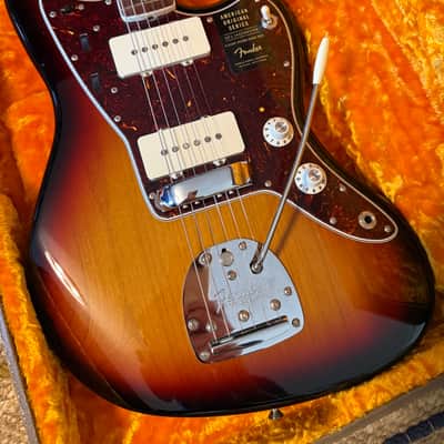 Fender American Original '60s Jazzmaster 2019 3-Color Sunburst image 15