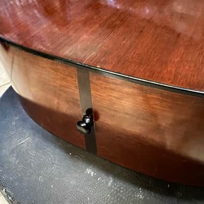 1933 CF Martin 0-18 Parlor Guitar Sunburst w case image 6