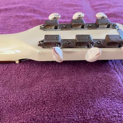 Supro/Valco/National/Airline 1507 60's - White image 9