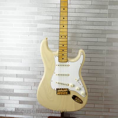 Fender American Custom Shop Stratocaster® NOS, 2A Flame Maple Fingerboard, Honey Blonde image 13