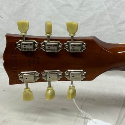 Gibson LPCGVSCH1 Les Paul Traditional Pro Guitar with Case 2012 - Vintage Sunburst image 9