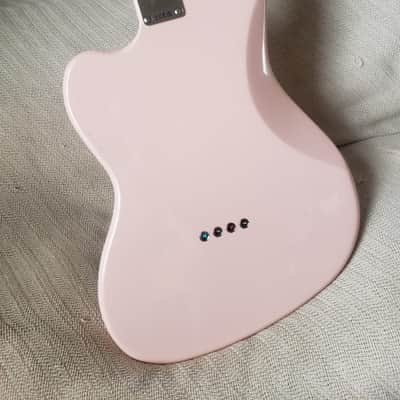 Squier FSR Paranormal Rascal 2025, Shell pink - AS NEW image 5