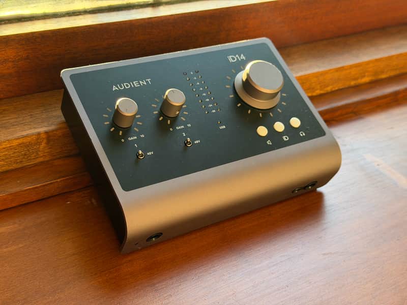 Audient iD14 MKII USB-C Audio Interface 2021 - Black image 1