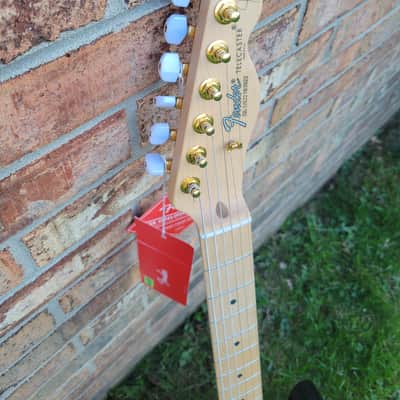 New 2022 Fender James Burton Telecaster Red Flames Great Player & Sound With Tweed Case image 4