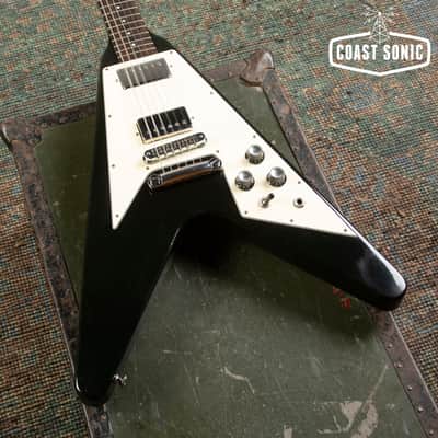 1989 Gibson Flying V '67 Reissue w/ non original case image 6