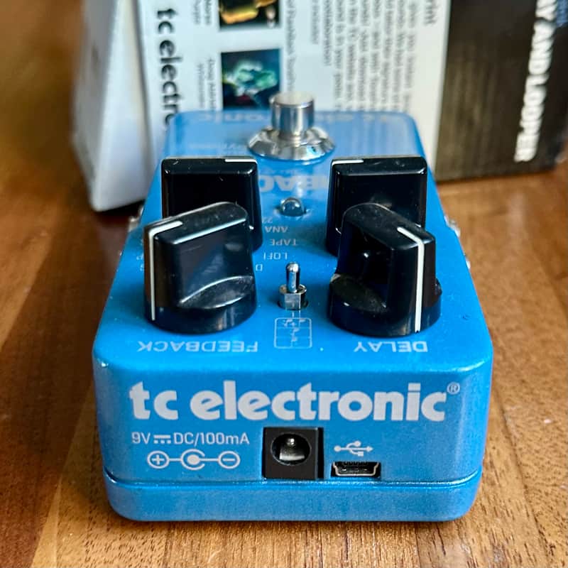 TC Electronic Flashback Delay & Looper 2014 - 2017 - Blue image 1