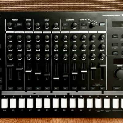 Roland TR-8S Drum Machine with Decksaver Sampler 808 image 2