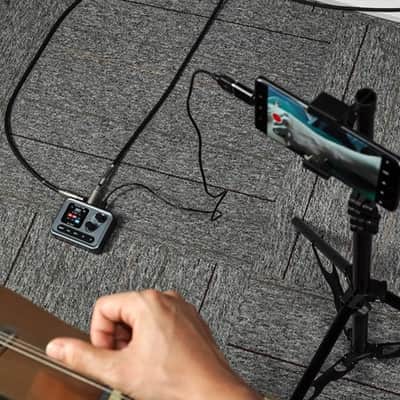Bluetooth Guitar Effects Processor, USB Audio Interface, and Headphone Amp for Silent Play & Recording image 9