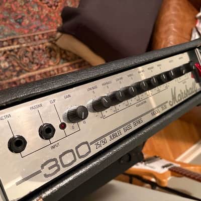 VINTAGE MARSHALL 25/50 JUBILEE 3530 BASS AMP HEAD image 2