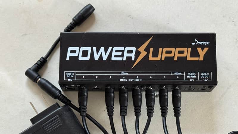 Donner DP-1 Power Supply brick w/ all cables / accessories image 1
