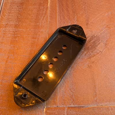 Gibson P90 Guitar Pickup Cover Vintage 1960s Hard To Find Slant UC-455 Black image 7