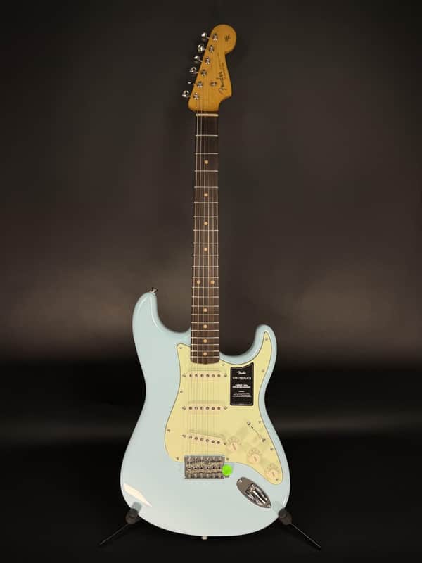 Fender Vintera III Early '60s Stratocaster - Sonic Blue image 1