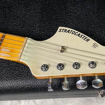 NEW! Fender Custom Shop Special Run '69 Stratocaster Journeyman Relic - Handwound P/U's - Aged Frost White Pearl - Reverse Headstock - 8lbs - Authorized Dealer - SUPER RARE! G07472 image 6