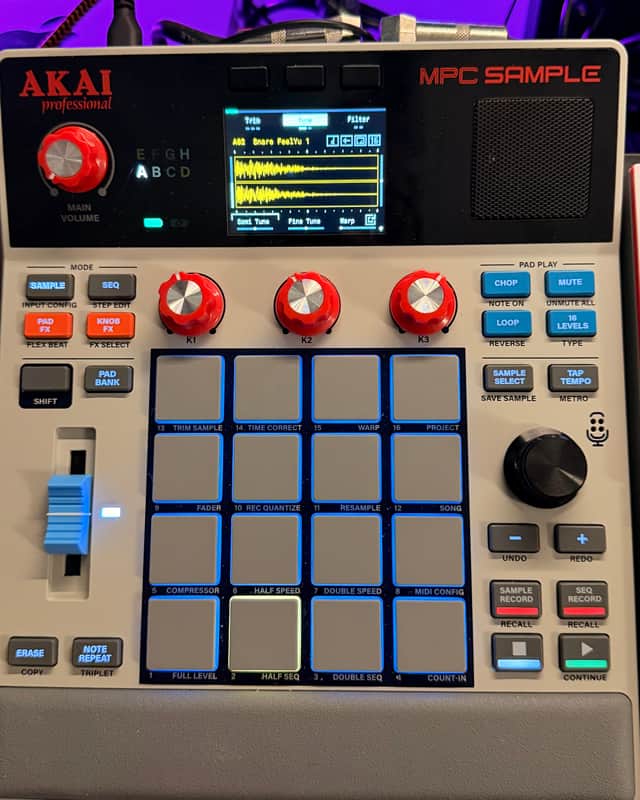 Akai MPC Sample 2025 (Mint + SD card w/sounds) image 1