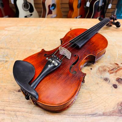 Eagle VK-644 4/4 Violin w/Case & Bow image 2