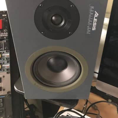 Alesis Studio One Monitors and RA100 power amp late 90's - Good Condition image 2