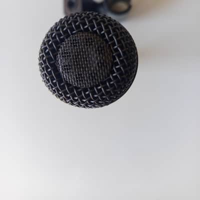 Samson Neodymium Dynamic similar a W6 2005 - Black body with grey chrome tip. Some minor wear on the finish consistent with age, overall condition excellent. image 4