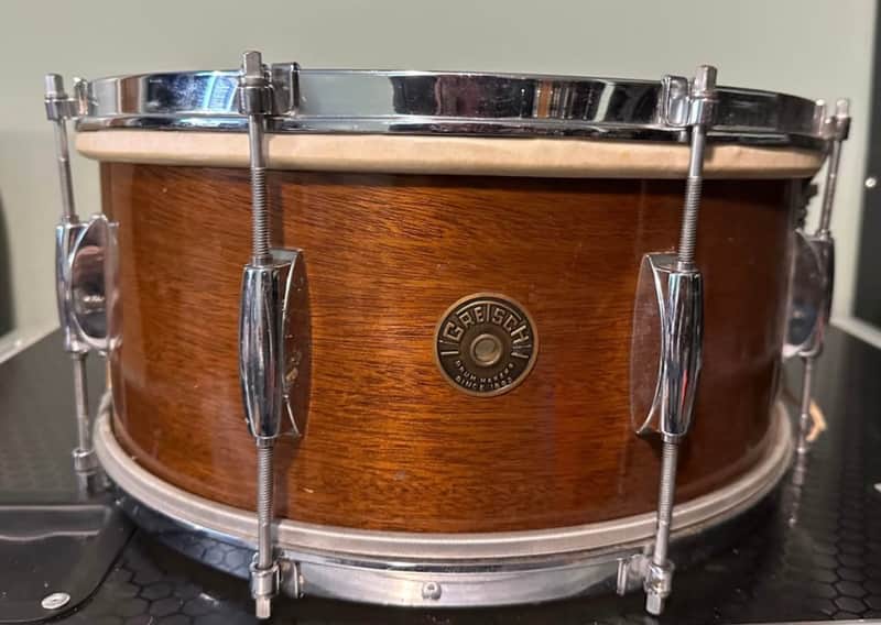 Gretsch Renown 14x6.5" 8-Lug Snare Drum with Round Badge 1950 - 1958 - Mahogany image 1