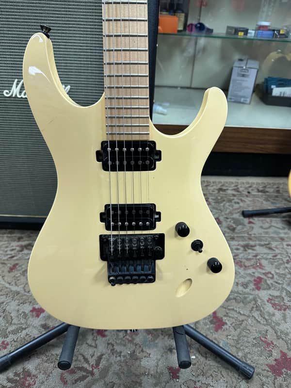 Vola OZ-24 “Voice of Life & Art” HH - Cream image 1