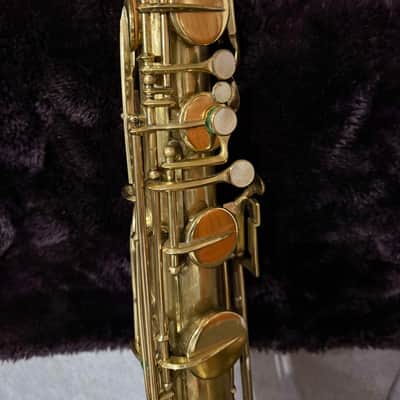 Raymond Dubois Vintage Baritone Saxophone – Rare French Collector Piece image 4