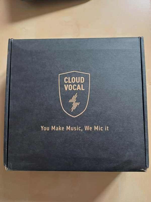 Cloudvocal Isolo GT-10 Wireless microphone system for acoustic guitar image 1