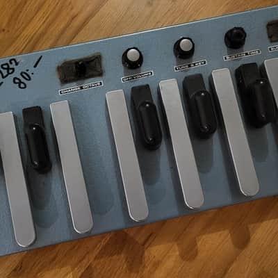 Dewtron Mister Bassman image 1