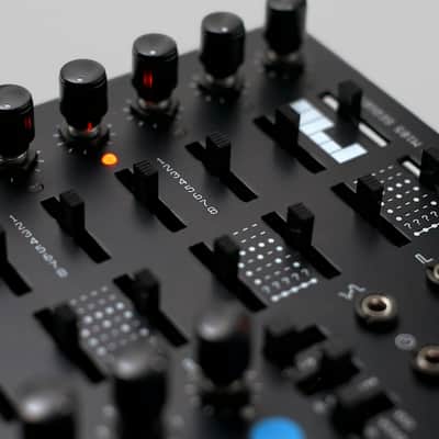 RYK Modular  M185 Sequencer image 3