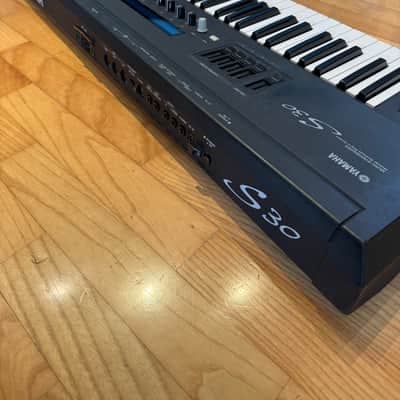 Yamaha S30 Late 80’s - Black image 2