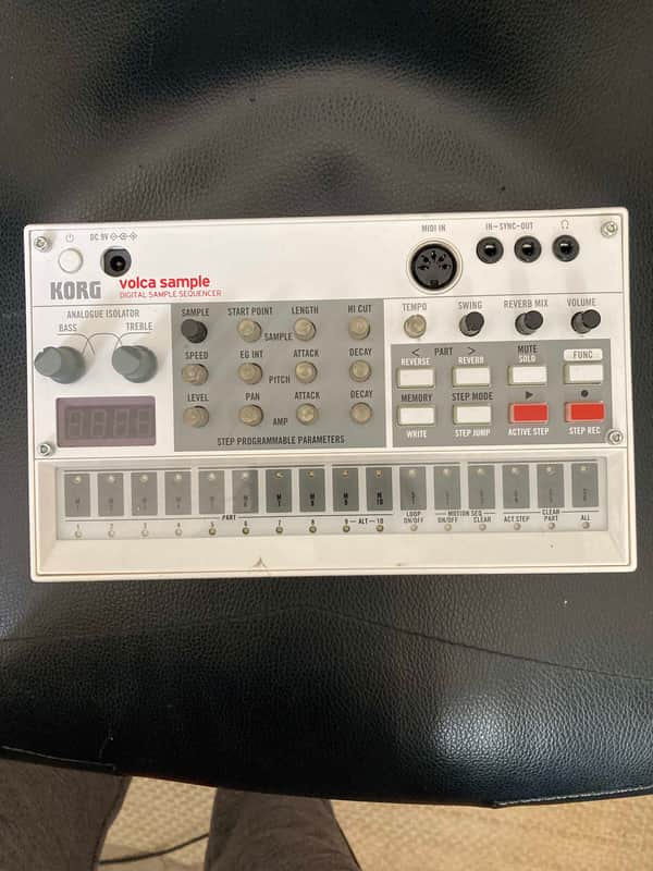 Korg Volca Sample Digital Sample Sequencer 2010s - White image 1