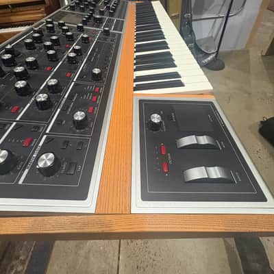 Moog One 8-Voice 61-Key Polyphonic Analog Synthesizer 2018 - Present - Black/Ash image 2