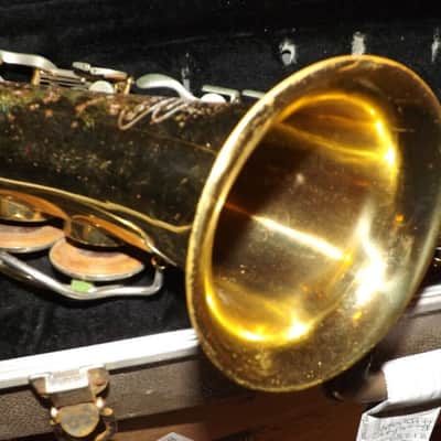 Buescher Alto Saxophone USA w/ case/neck/MP/strap, acceptable condition image 1