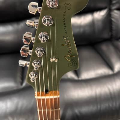 Fender CME Exclusive Player Jazzmaster 2021 - 2023 - Olive - W/ Stay Trem and add ons image 2