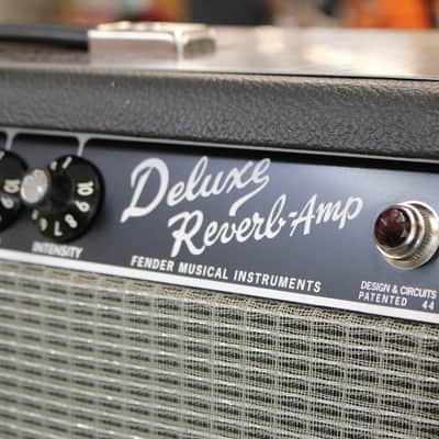 2025 Fender '65 Deluxe Reverb Reissue 22-Watt 1x12" Guitar Combo w/Cover Footswitch Black image 4