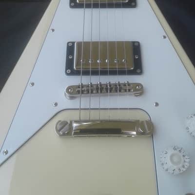 Japan ESP "Edwards E-FV-120D" Vintage White Flying V with Seymour Duncan Custom Shop P/U's! MINT! image 3