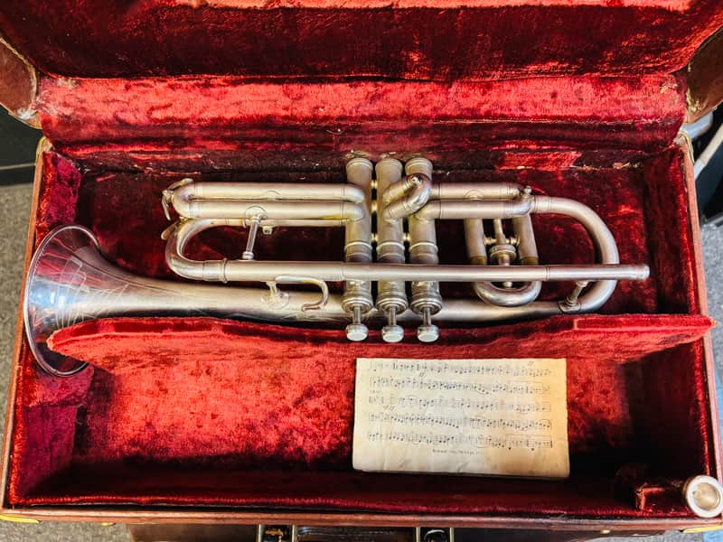 C.G. Conn Cornet 1900’s - Silver patina image 1