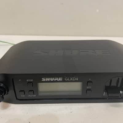 PAIR of Shure GLXD24 / SM58=-Z2 wireless systems image 7