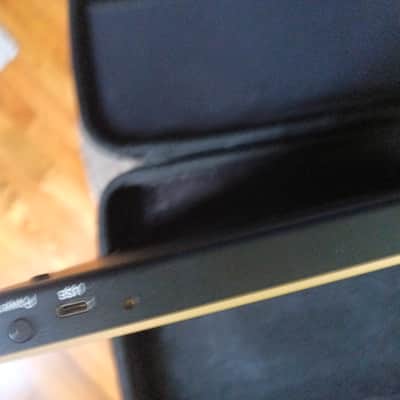 Polyend Tracker Gold Edition Standalone Audio Workstation 2021 - Graphic image 6