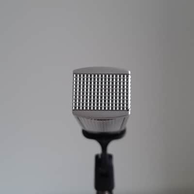 Sennheiser MD 441-N Supercardioid Dynamic Microphone 1971 - Present - Black image 4