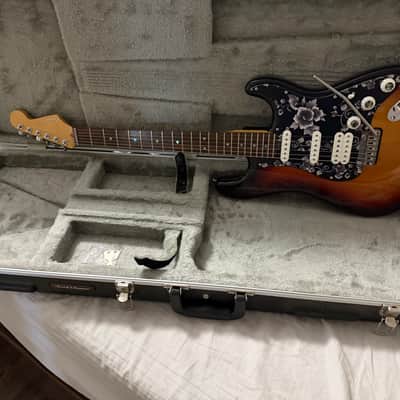 Fender American Deluxe Fat Stratocaster HSS 3 color Sunburst 1999-2003 - 3 color sunburst image 15