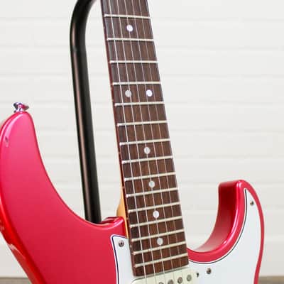 Preowned 1996 Yamaha Pacifica 912J Electric Guitar w/ HSC - Metallic Berry image 9