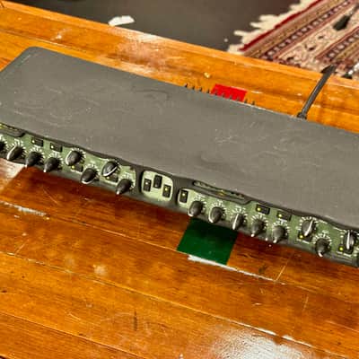 Focusrite Green 4 Dual Compressor / Limiter 1990s - Black image 5